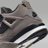 Nike Jordan 4 Retro 