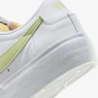 Nike Blazer Low Platform жіноча Кросівки колір білий