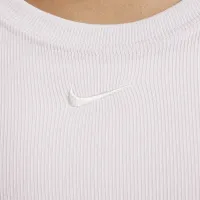 Nike Sportswear Chill Knit жіноча Tight Scoop-Back Short-Sleeve Mini-Rib Top колір фіолетовий
