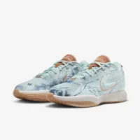 Nike LeBron XXI 