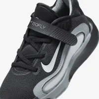 Nike IsoFly Little дитячі Кросівки колір чорний