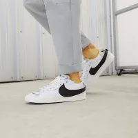 Кроссовки Nike Blazer Low '77 Jumbo DN2158-101 - Белые