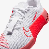 Nike Metcon 9 жіноча для тренування Кросівки колір білий