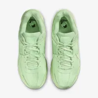 Nike Zoom Vomero 5 чоловічі Кросівки колір зелений