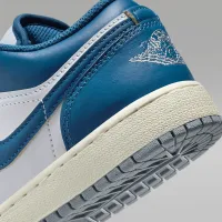 Nike Air Jordan 1 Low SE Big дитячі Кросівки колір білий