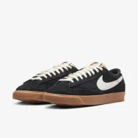 Nike Blazer Low '77 Vintage жіноча Кросівки колір чорний