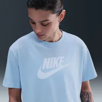 Nike Sportswear Essential жіноча Cropped Logo футболка блакитний
