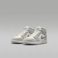 Nike Jordan 1 Mid SE Little дитячі Кросівки колір сірий