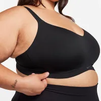Nike Alate Minimalist жіноча Light-Support Padded Sports Bra колір чорний