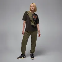 Nike Jordan жіноча Graphic футболка колір чорний