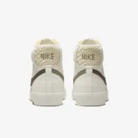 Nike Blazer Mid '77 жіноча Кросівки колір білий