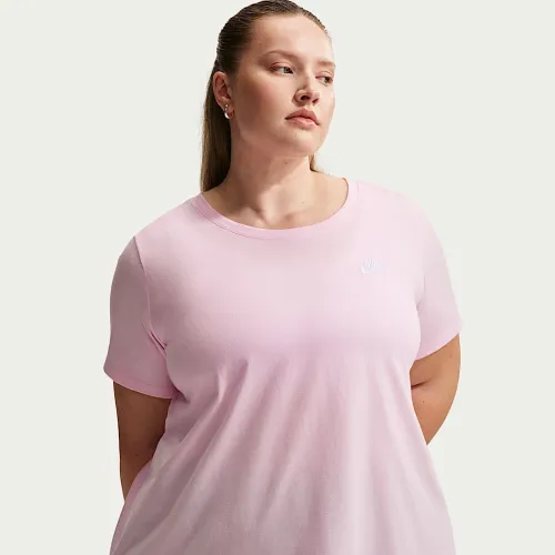 Nike Sportswear Club Essentials жіноча футболка (великі розміри) Pink