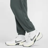 Nike Sportswear Club Fleece жіноча оверсайз Mid-Rise Sweatpants колір зелений
