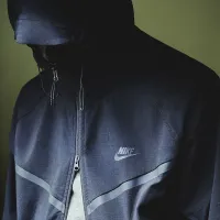 Nike Tech чоловічі Woven Куртка колір чорний