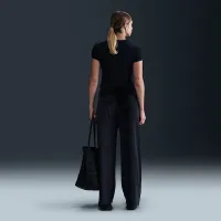 Nike Sportswear Chill Knit жіноча Slim Cropped футболка колір чорний