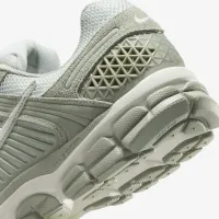 Nike Zoom Vomero 5 чоловічі Кросівки колір зелений