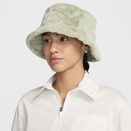 Nike Apex Faux Fur Bucket Hat колір зелений