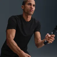 Nike Primary мужские Dri-FIT Short-Sleeve Fitness Top цвет черный