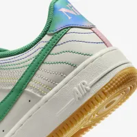 Nike Air Force 1 LV8 3 Big дитячі Кросівки колір білий