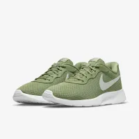 Nike Tanjun EasyOn мужские Кроссовки цвет зеленый