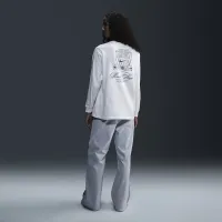 Nike женская Long-Sleeve Graphic баскетбольные футболка цвет белый