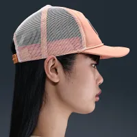 Nike Rise Structuколір червоний Outdoor Trucker Cap Orange