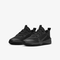 Nike Omni Multi-Court Big дитячі Indoor Court Кросівки колір чорний