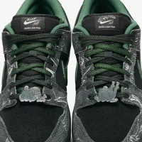 Nike SB Dunk Low Skate Кросівки колір чорний