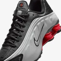 Nike Shox R4 жіноча Кросівки колір чорний