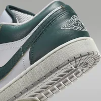Nike Air Jordan 1 Low SE чоловічі Кросівки колір зелений