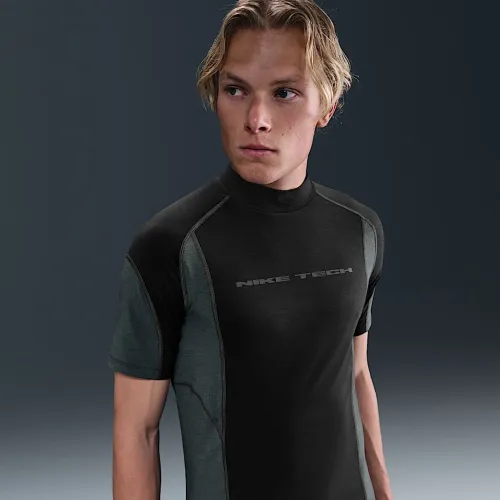Nike Tech мужские Dri-FIT Short-Sleeve Base Layer цвет черный