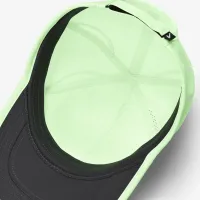 Nike Dri-FIT Club Unstructuколір червоний Featherlight Cap колір зелений