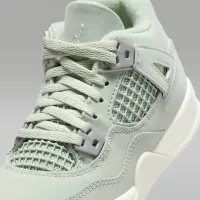Nike Jordan 4 Retro 