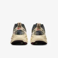 Nike Vomero 18 чоловічі Road Running Кросівки колір коричневий