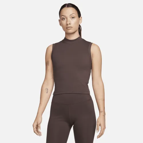Nike One Fitted жіноча Dri-FIT Mock-Neck Cropped Tank Top колір коричневий