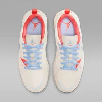 Nike Jordan CMFT Era женская Кроссовки цвет коричневый