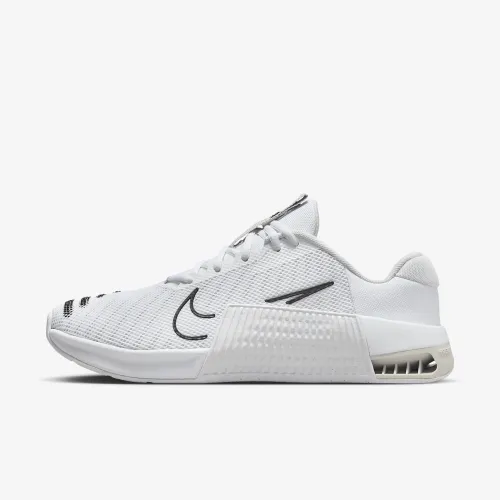 Nike Metcon 9 чоловічі для тренування Кросівки колір білий