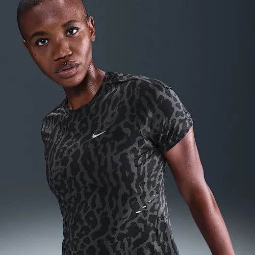 Nike Swift жіноча Dri-FIT Short-Sleeve Running Top колір чорний