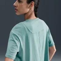 Nike One Relaxed женская Dri-FIT Cropped Short-Sleeve Top цвет зеленый