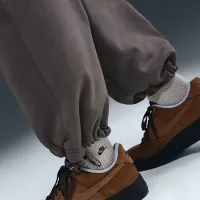 Nike Solo Swoosh мужские Fleece Open-Hem Pants цвет серый