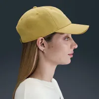 Nike Club Unstructuцвет красный Swoosh Cap Yellow