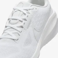 Nike Vomero 17 чоловічі Road Running Кросівки колір білий