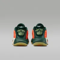 Nike Luka 4 