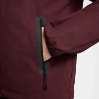 Nike Tech мужские Woven Куртка цвет красный