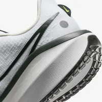 Nike Vomero 17 чоловічі Road Running Кросівки колір білий