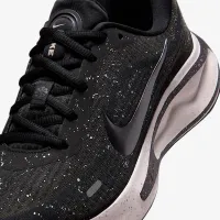 Nike Journey Run жіноча Road Running Кросівки колір чорний