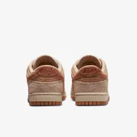 Nike Dunk Low жіноча Кросівки колір коричневий