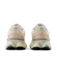 Кроссовки New Balance U9060WNA - Оранжевые
