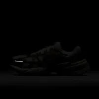 Nike V2K Run жіноча Кросівки колір коричневий
