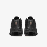 Nike Shox R4 жіноча Кросівки колір чорний